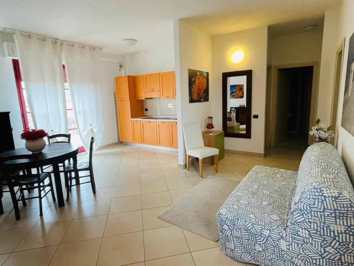Regina Del Mare Holiday Apartments Tirrenia Exterior photo